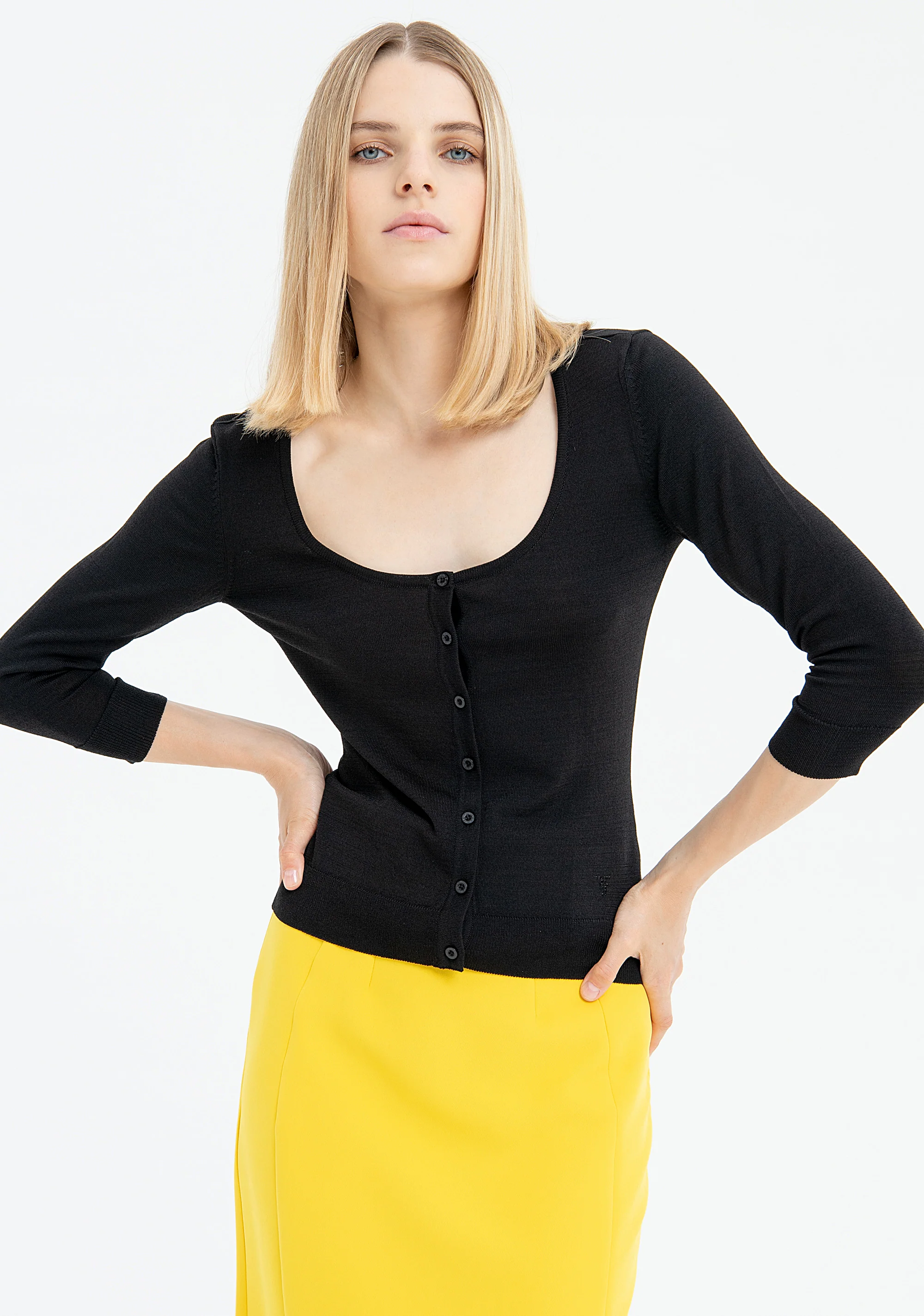 ABBIGLIAMENTO